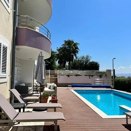 Διαμέρισμα Blue With Shared Pool Σπλιτ