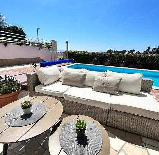 Apartamento Blue With Shared Pool Split