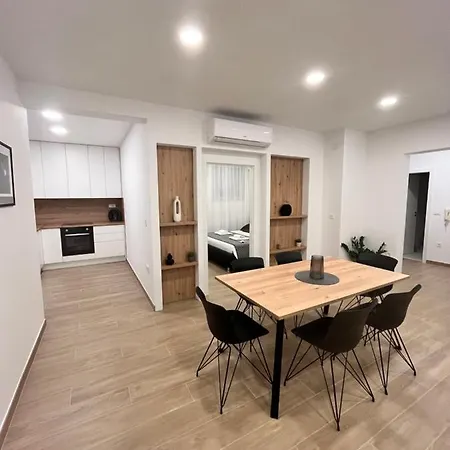 Blue With Shared Pool *