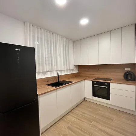 Blue With Shared Pool Сплит