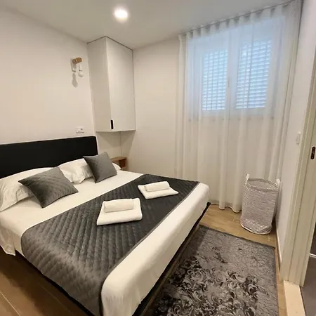 Appartement Blue With Shared Pool Split